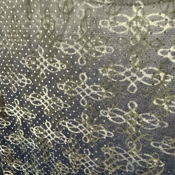Liz Claiborne Blue and Gray Patterned sparkle Blouse - Picture 3 of 7